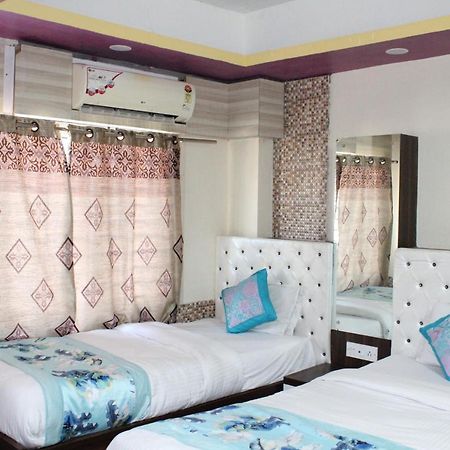 Hotel Square Park Dibrugarh Exteriér fotografie