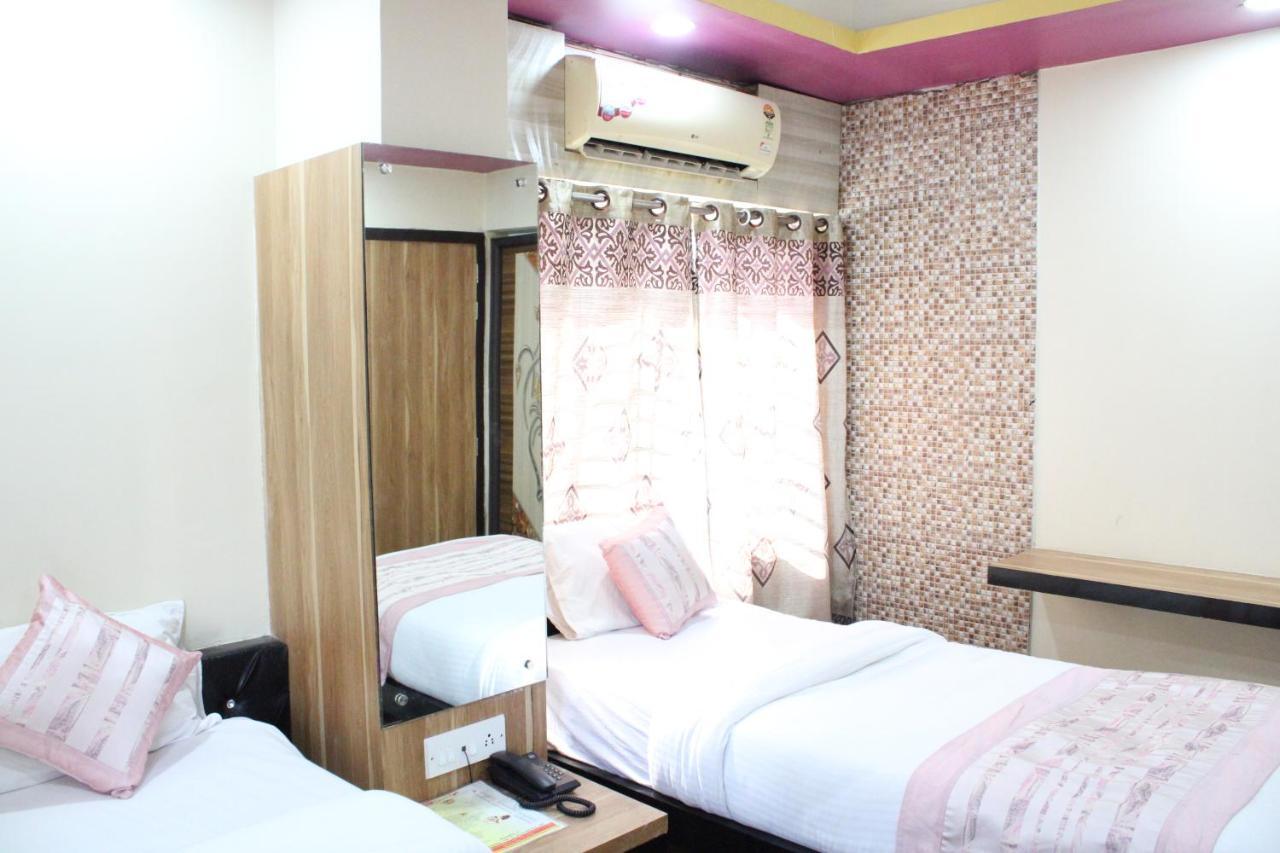 Hotel Square Park Dibrugarh Exteriér fotografie