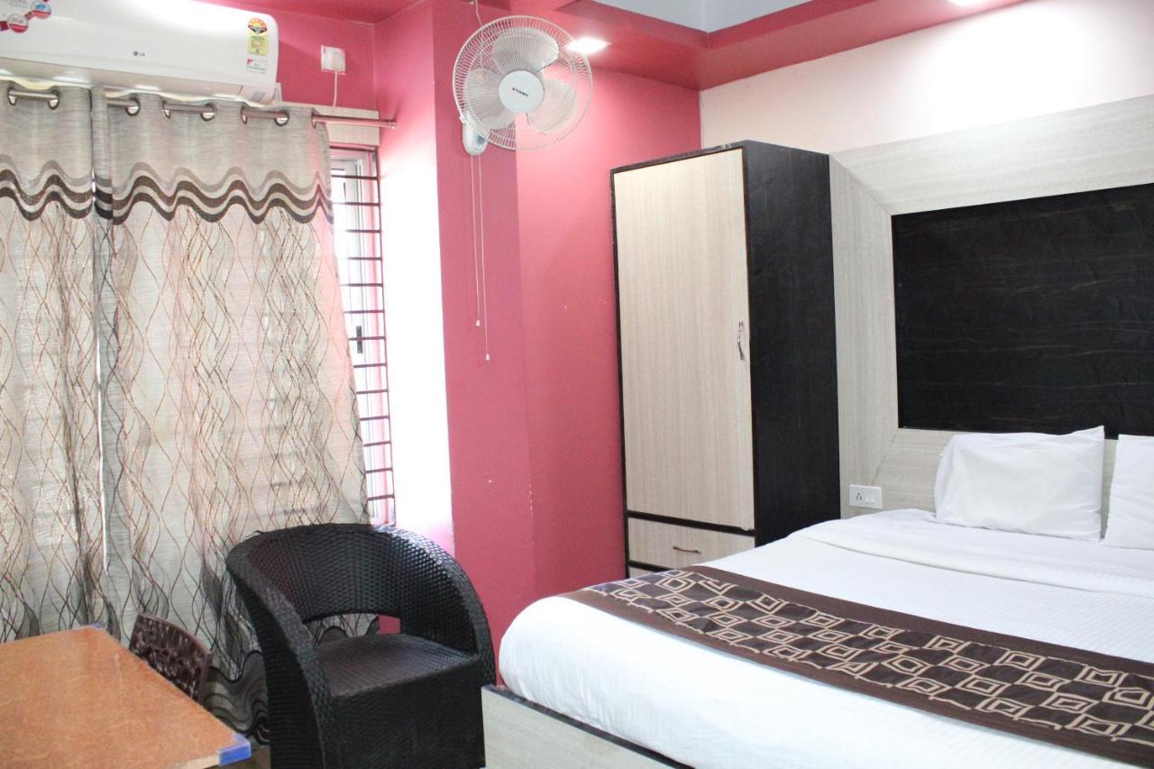 Hotel Square Park Dibrugarh Exteriér fotografie