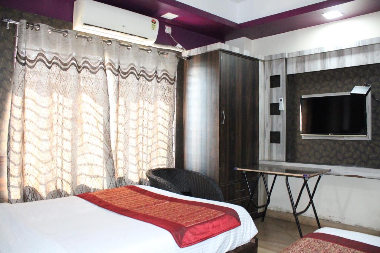 Hotel Square Park Dibrugarh Exteriér fotografie